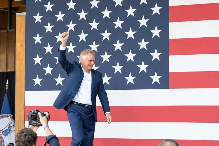 Obama is promoting Terry McAuliffe