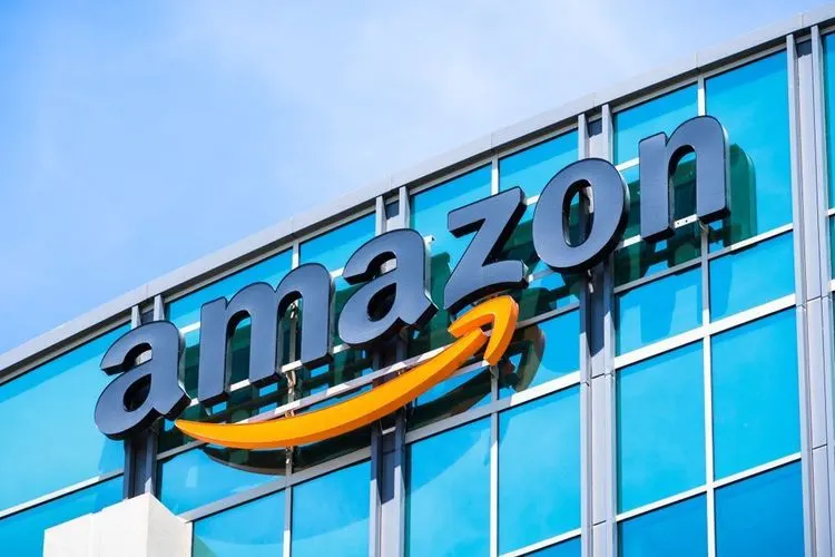 Amazon Web Services now allowing Apple Developers