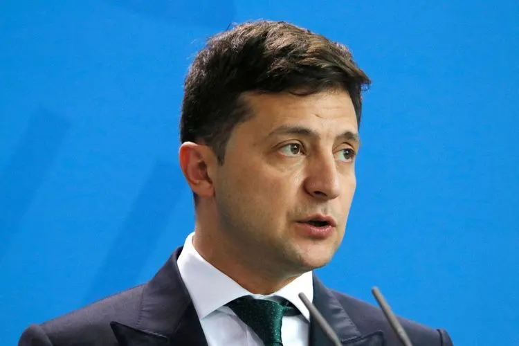 Zelensky calls on Ukrainians to resist
