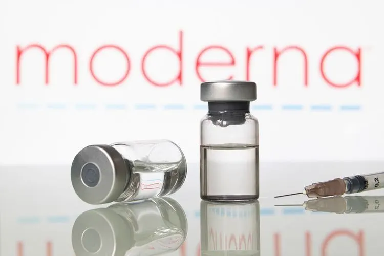 Moderna will be sending less vaccines to Italy and France