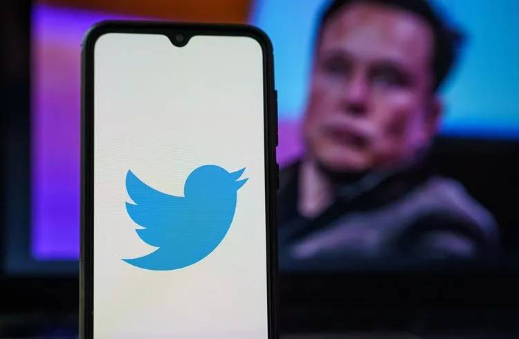 Twitter on "collision course" with EU authorities