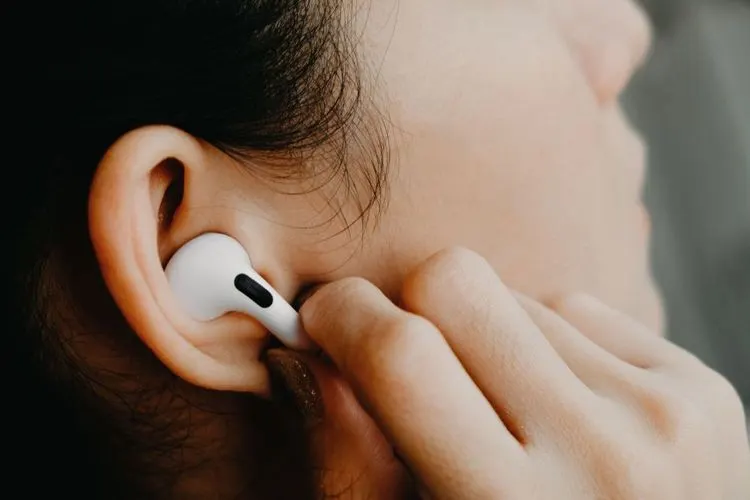Apple announces Update for AirPods