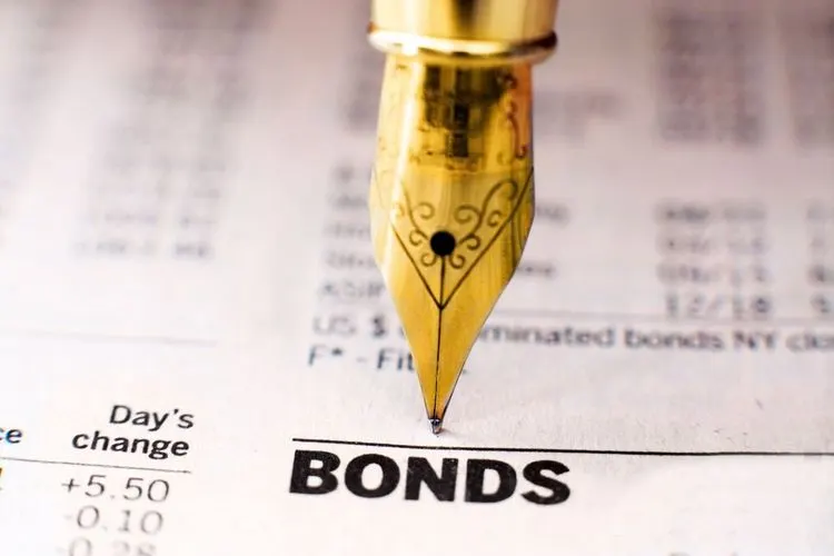 Withdrawal of central banks from bond markets