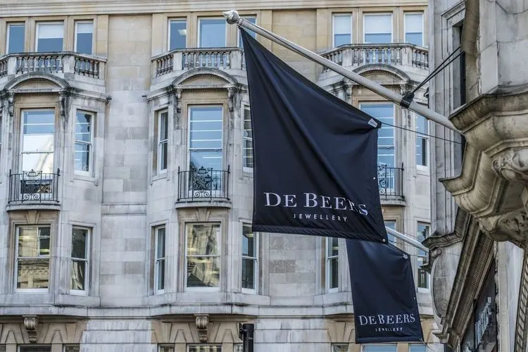 De Beers is planning to streamline and clean up its supply chain