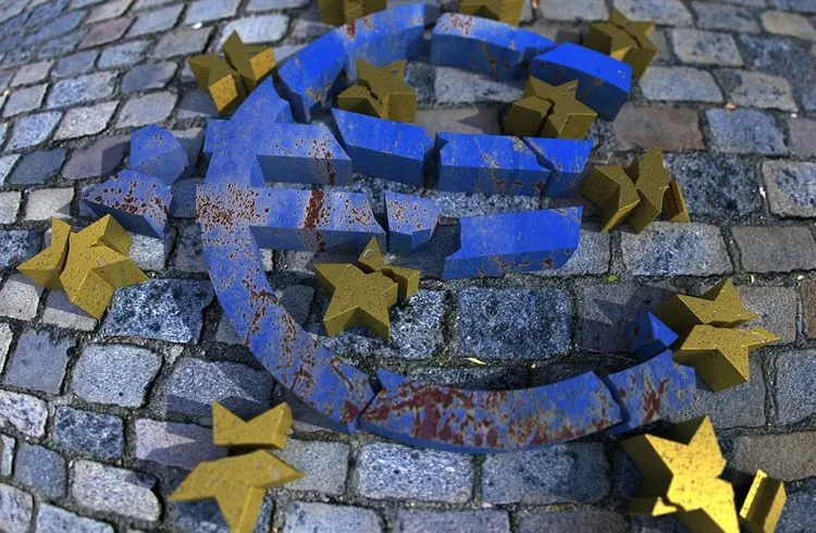 Eurozone economy slips surprisingly into recession