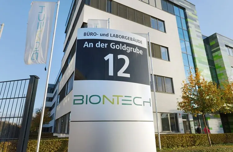 BioNTech: Cancer vaccines to counter profit slump