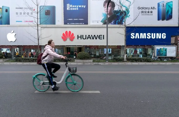 Apple Under Pressure in China