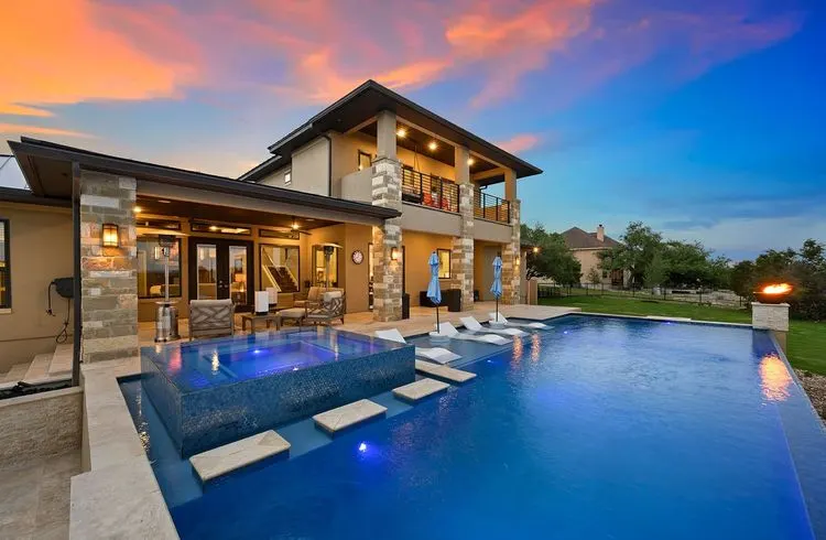 Celebrities in Trouble: Million-Dollar Real Estate Losses in New York and Hollywood